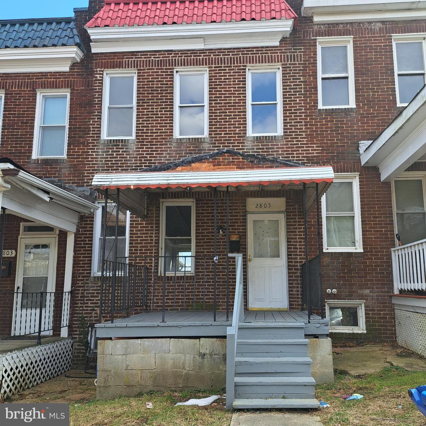 2805 Sunset Dr Property Photo 1