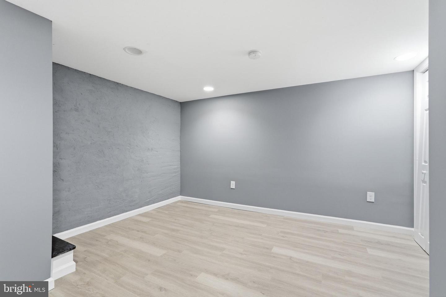 3522 Elmley Ave Property Photo 24
