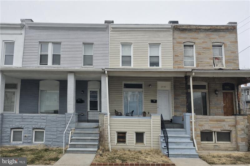 2402 Baker St Property Photo 1