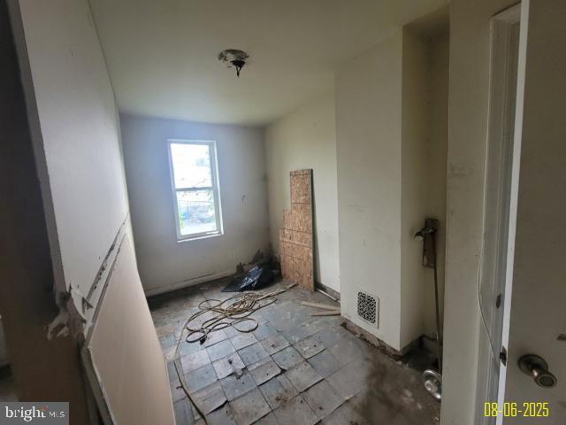 1818 Clifton Ave Property Photo 12