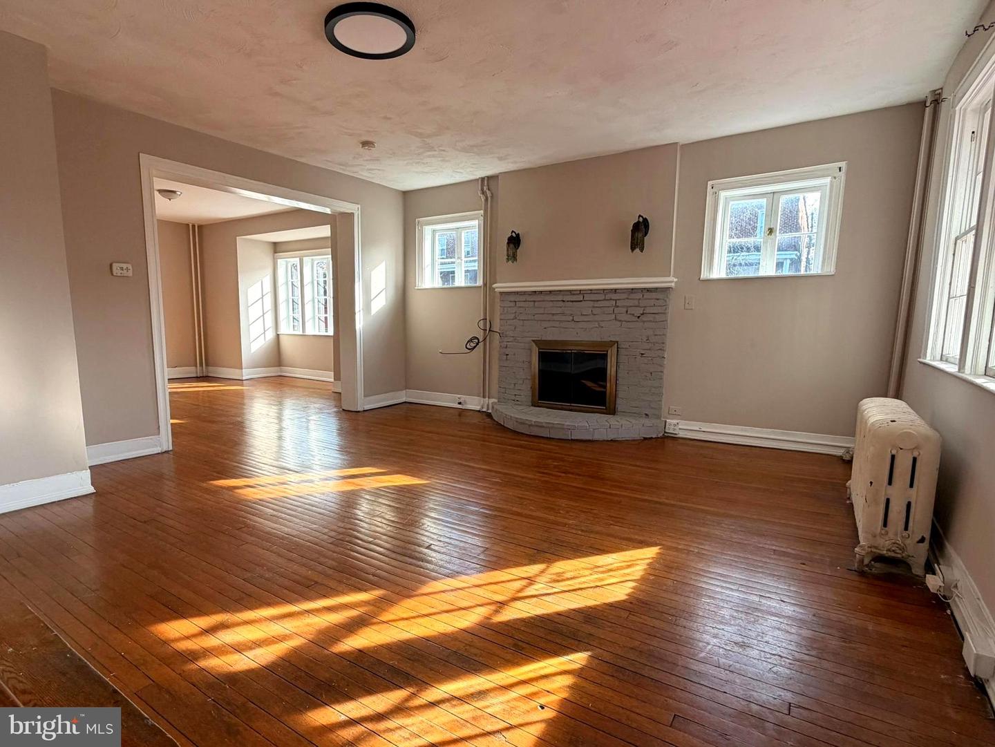 36 York Property Photo 7
