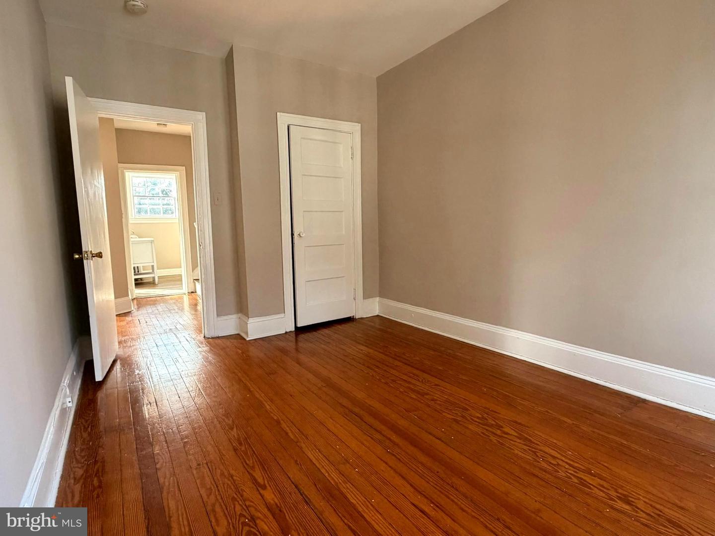 36 York Property Photo 22