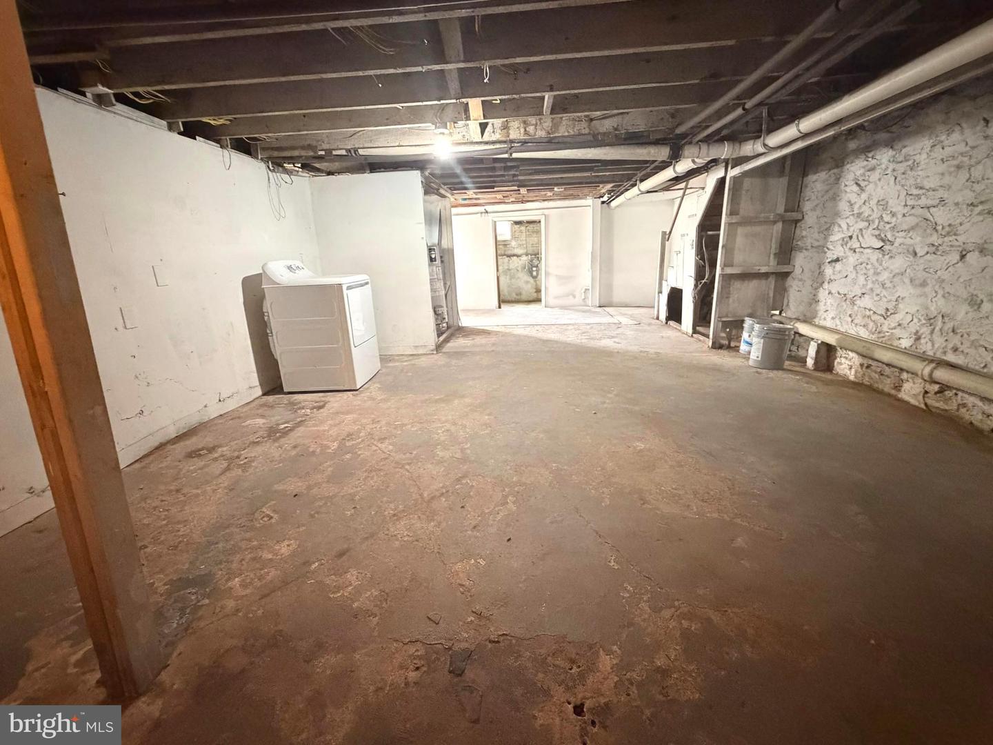 36 York Property Photo 39
