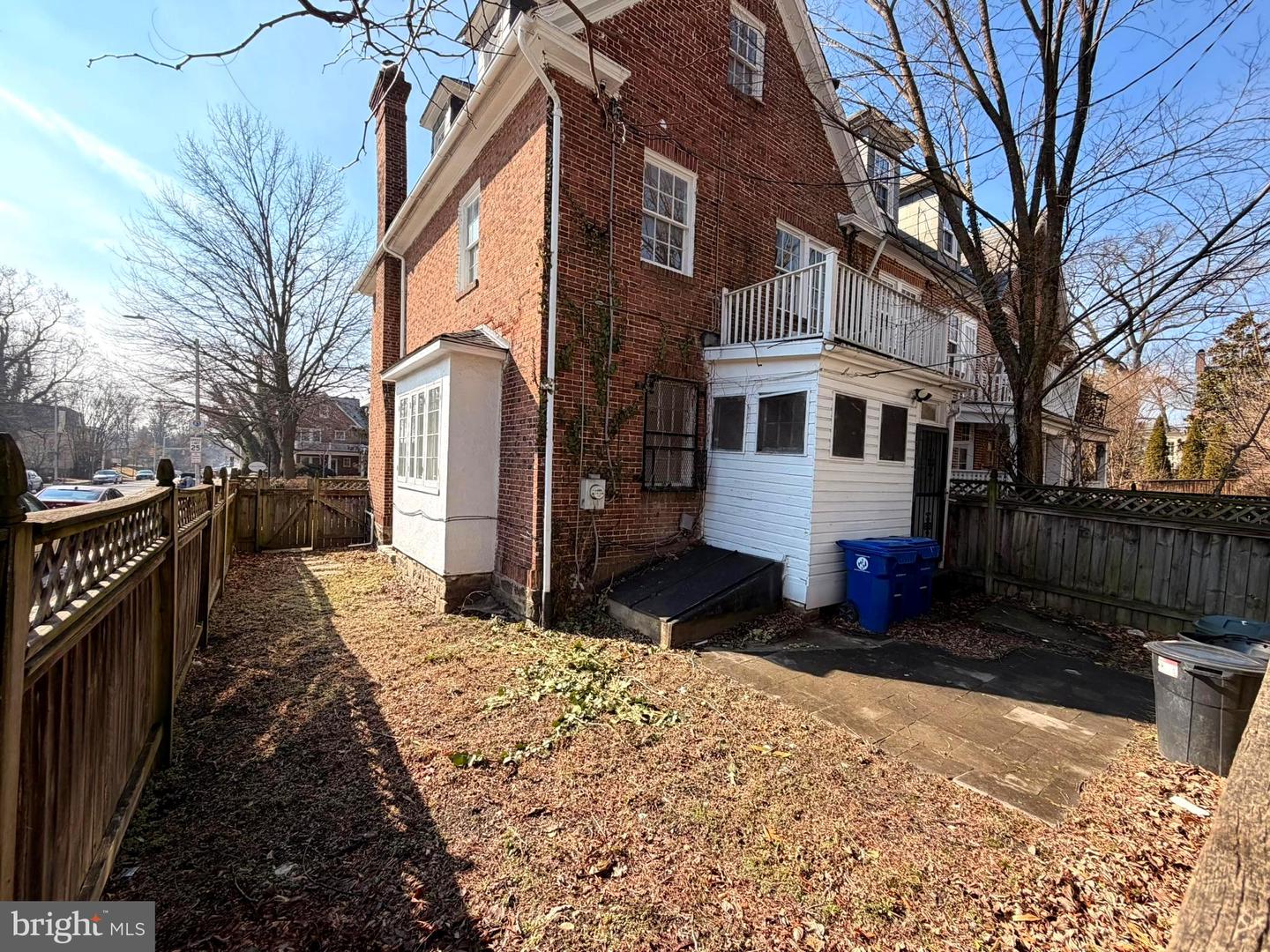 36 York Property Photo 44