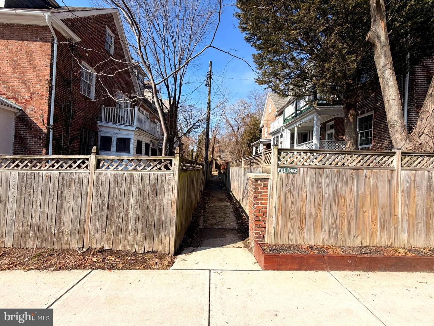 36 York Property Photo 51