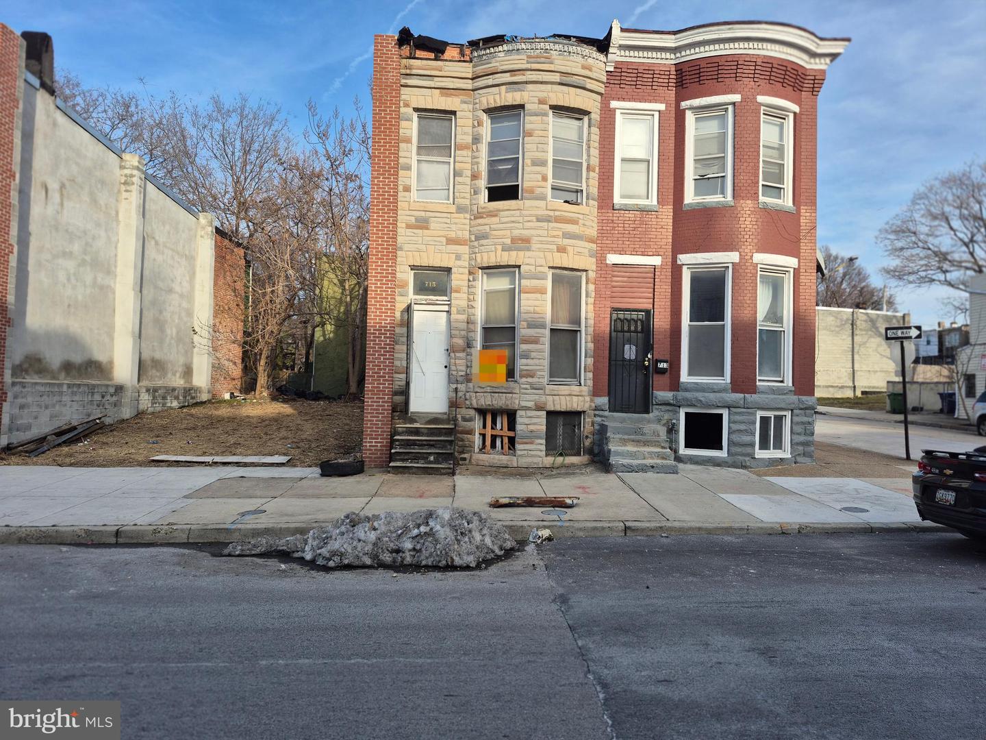 715 N MONROE ST Property Photo 1