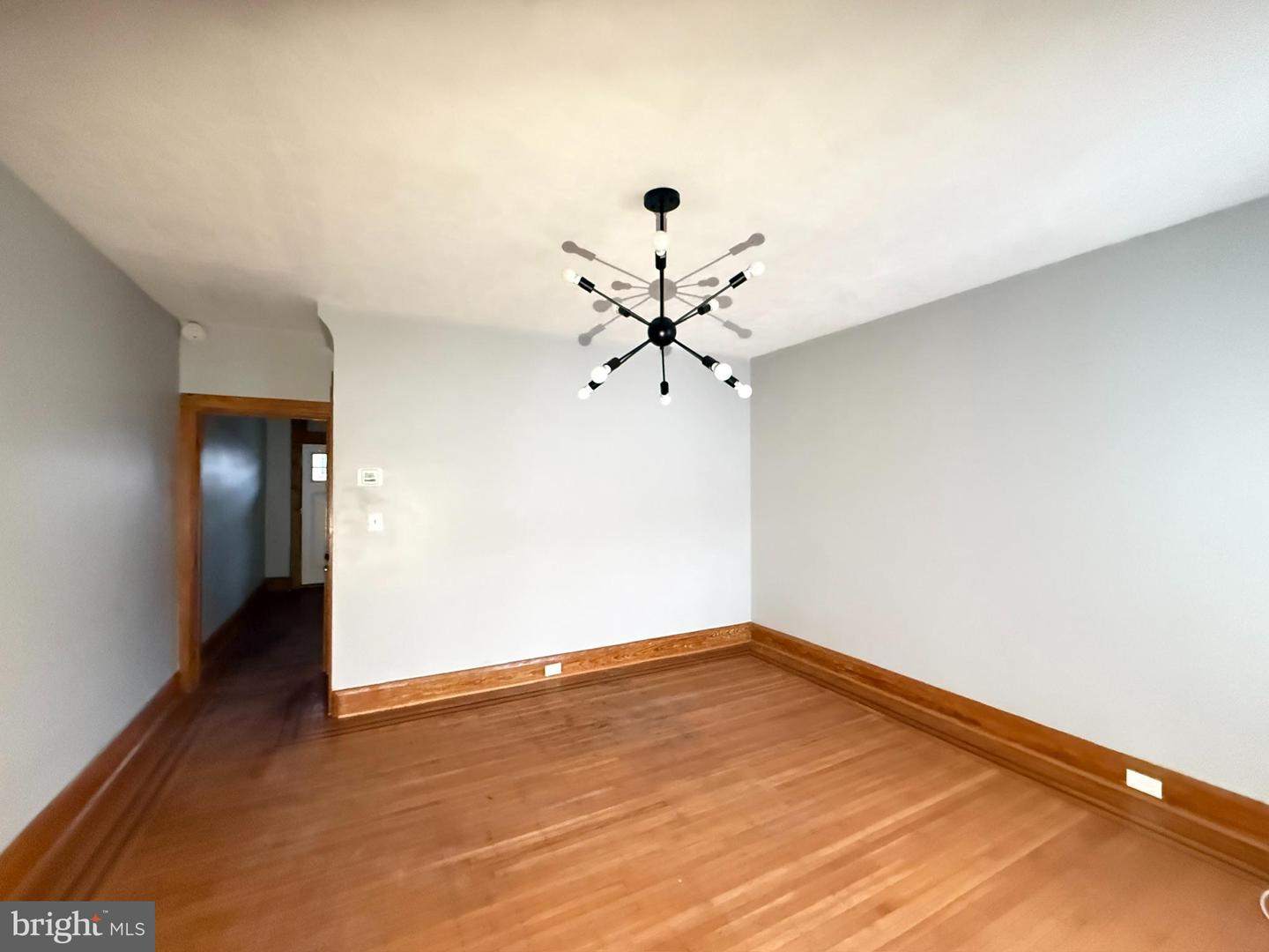3419 Kenyon Ave Property Photo 5