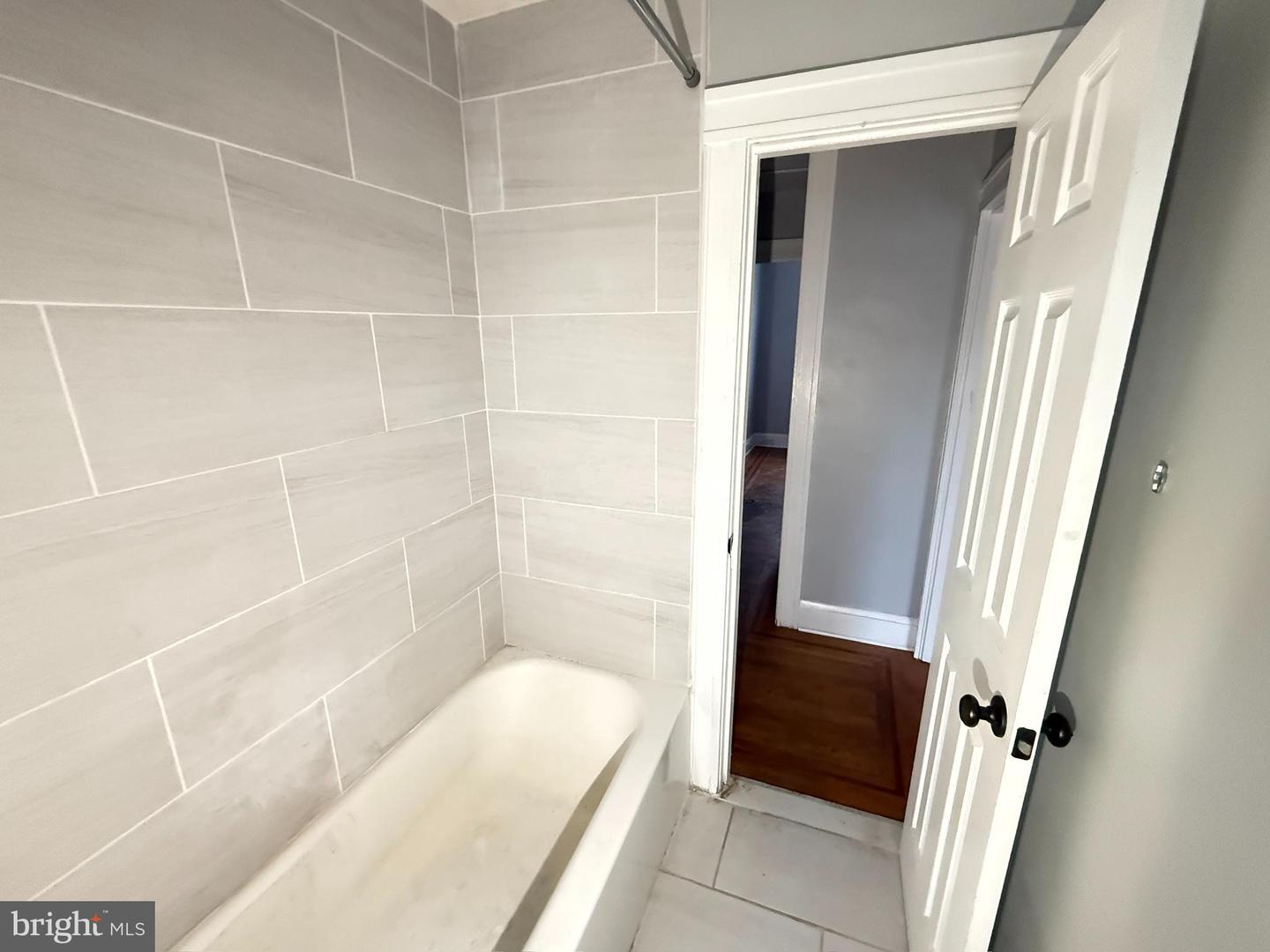 3419 Kenyon Ave Property Photo 11