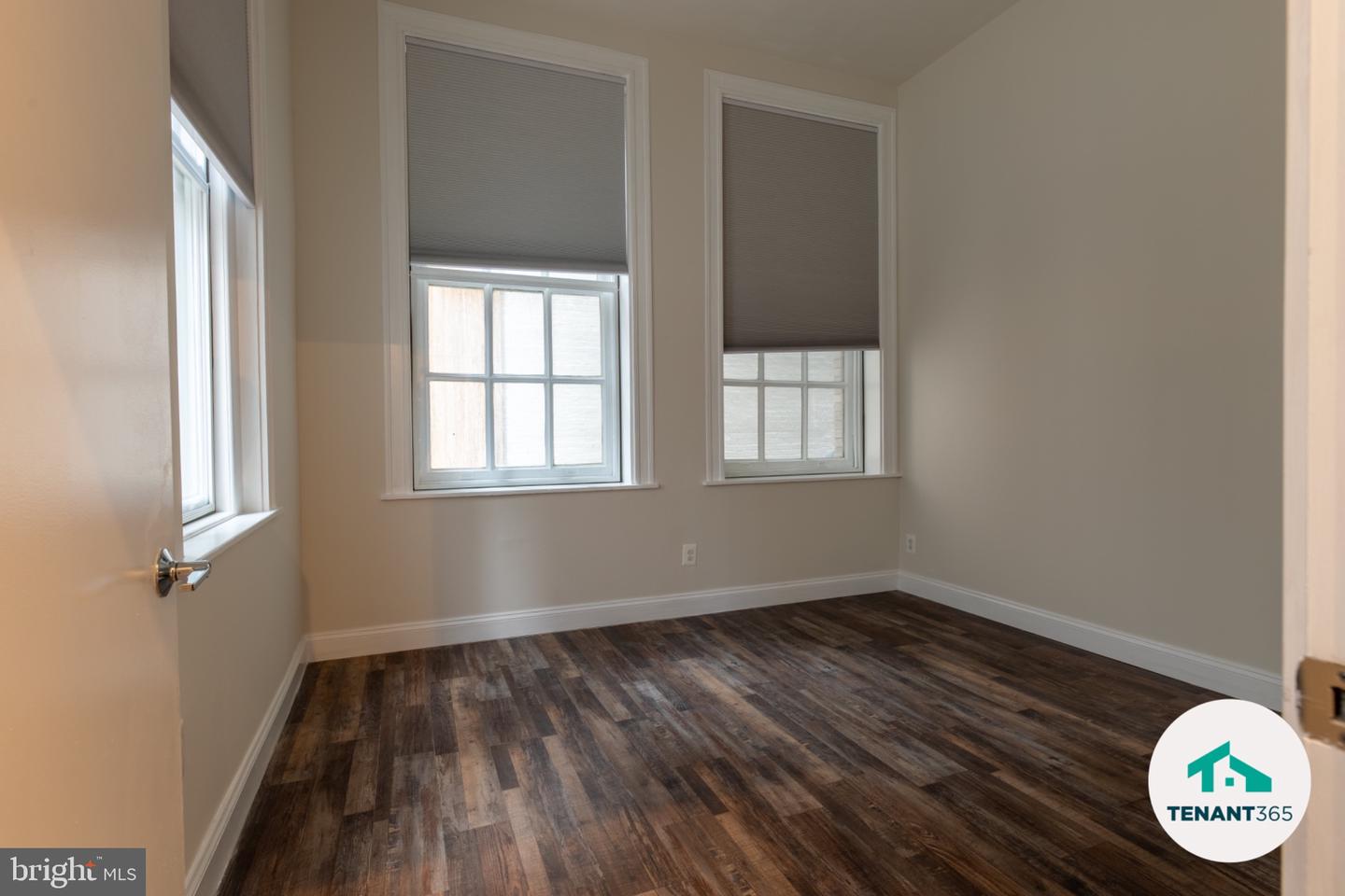 8 E Fayette St #201 Property Photo 6