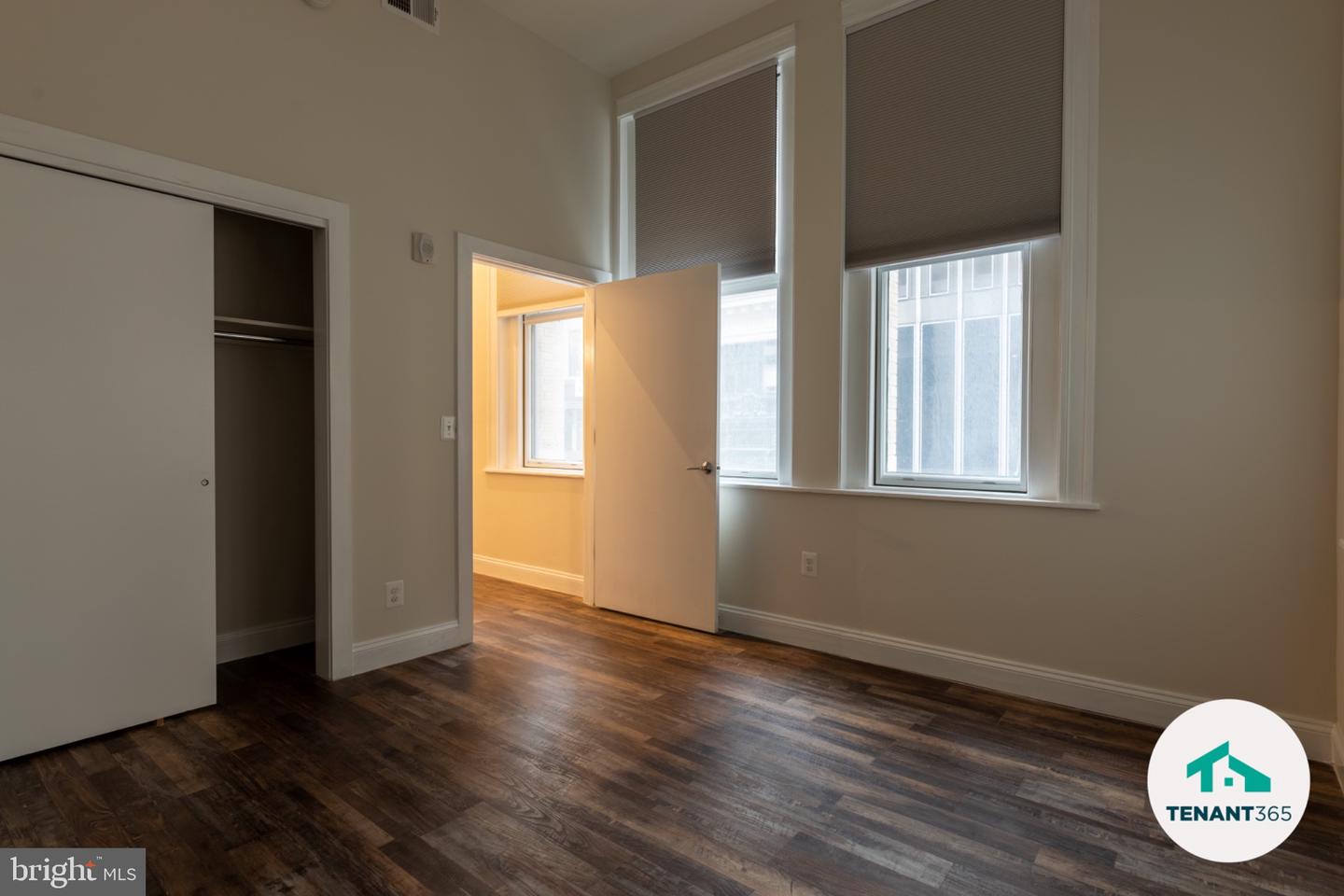 8 E Fayette St #201 Property Photo 9