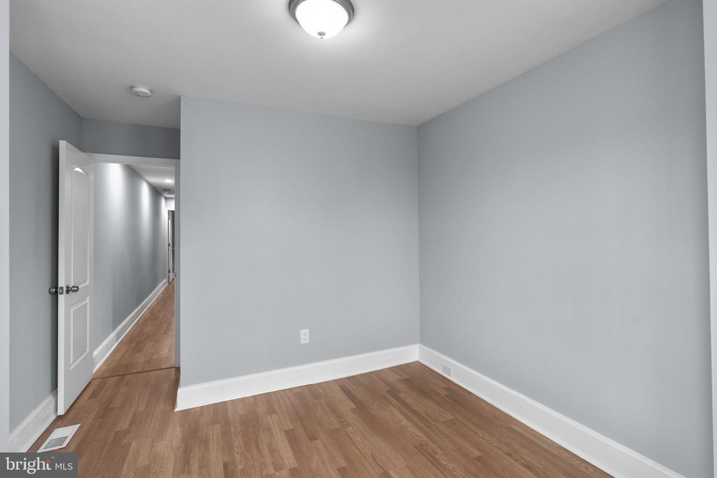 1217 E Oliver St Property Photo 30