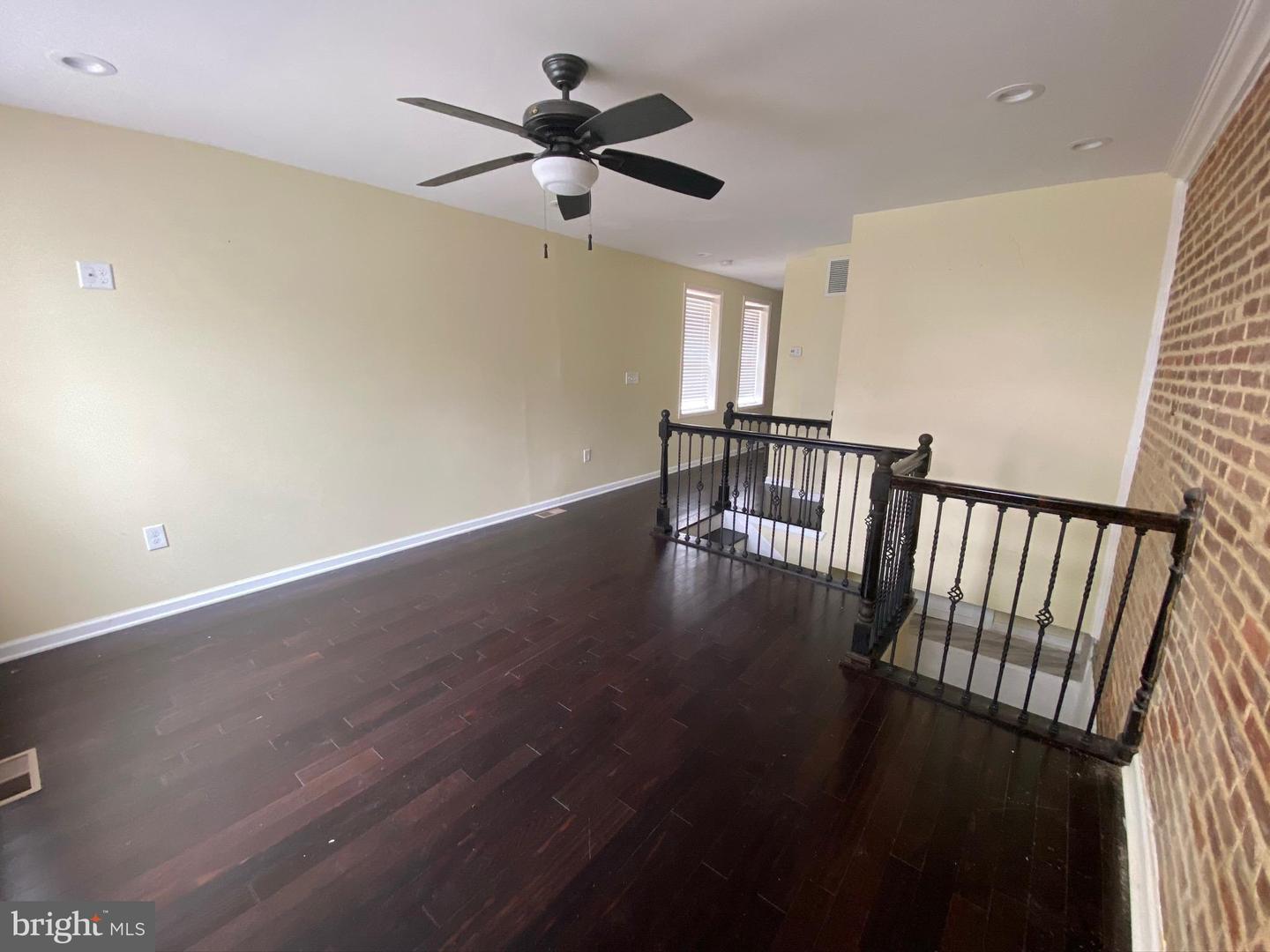 500 N Collington Ave Property Photo 4