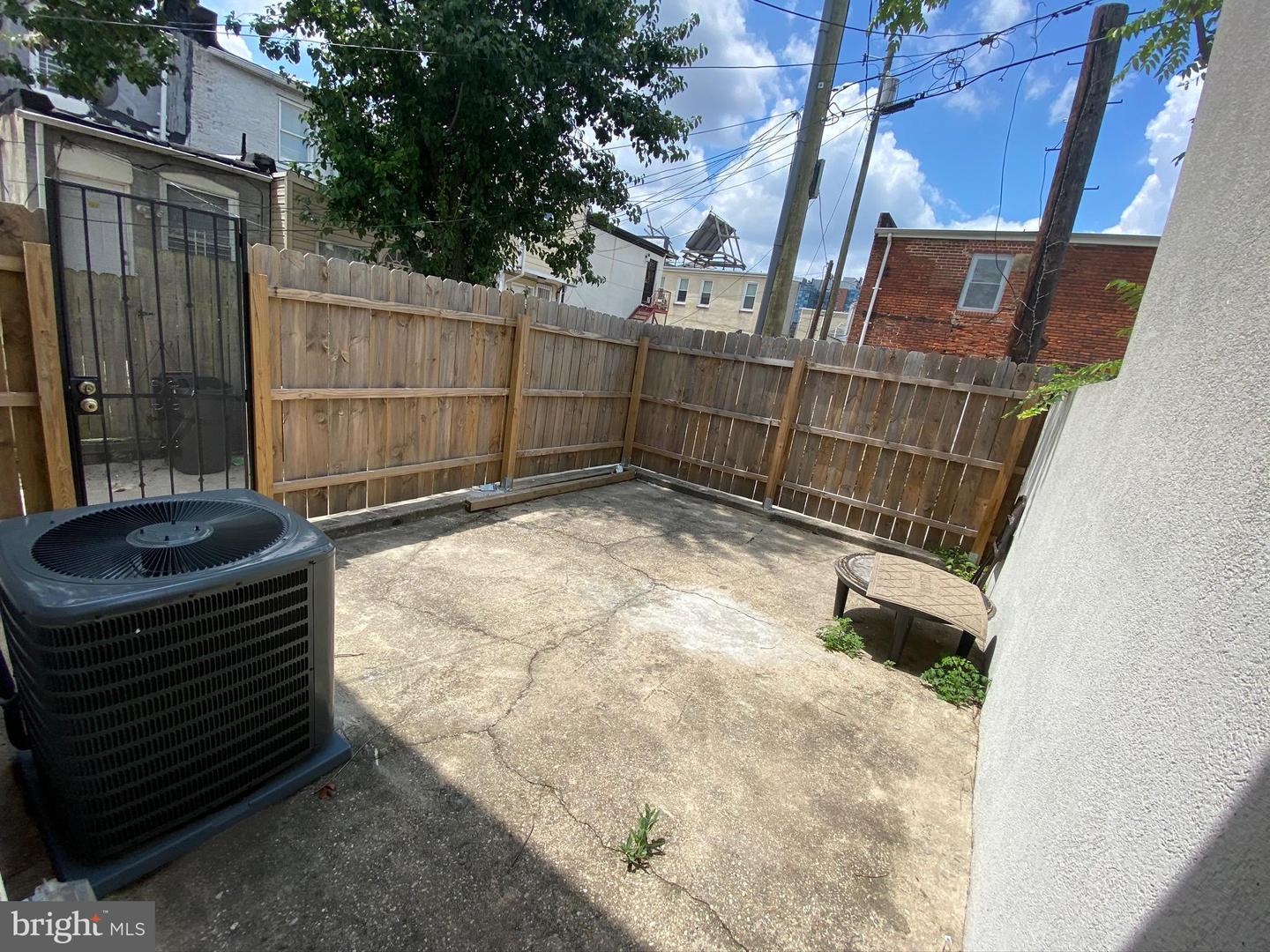 500 N Collington Ave Property Photo 15