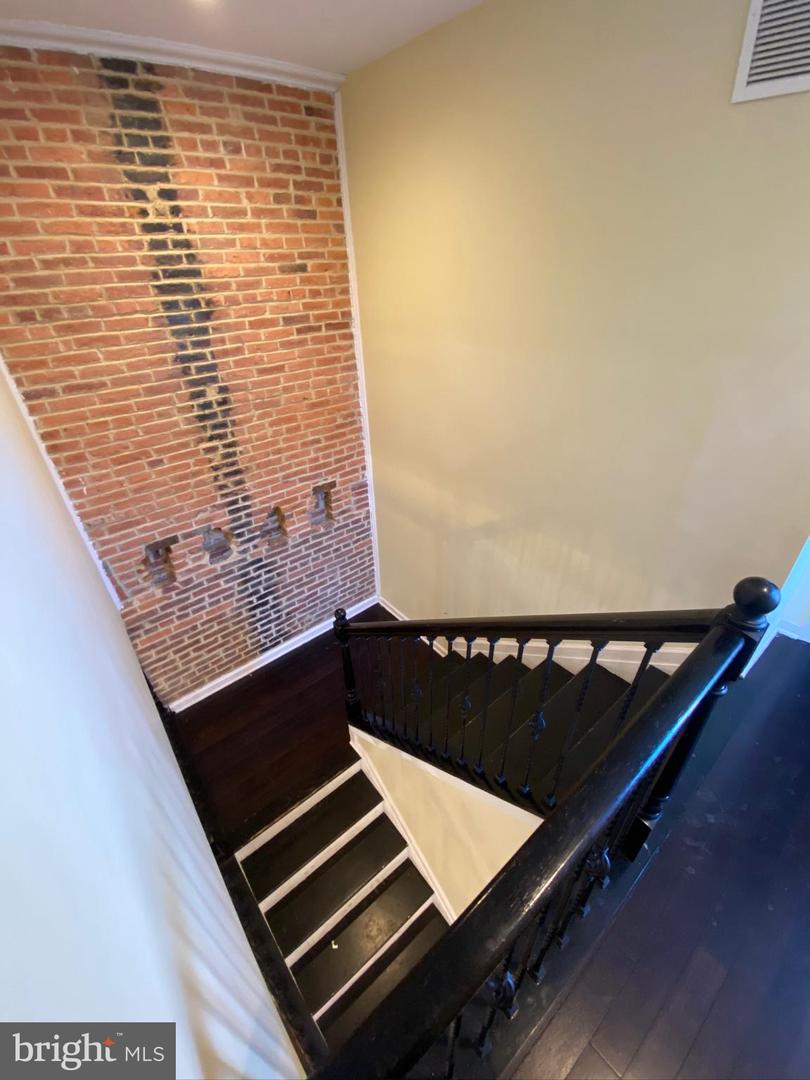 500 N Collington Ave Property Photo 20