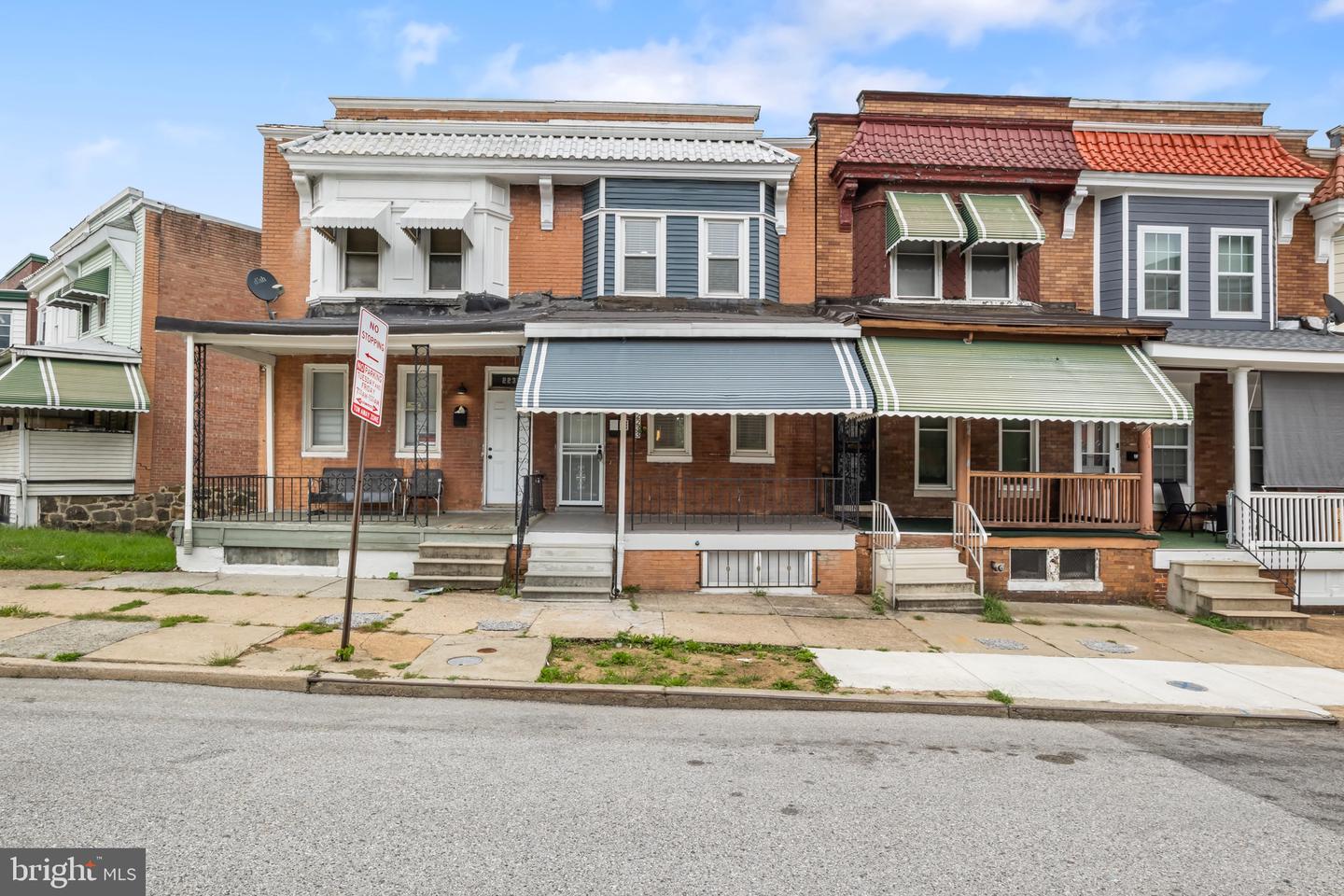 2233 Homewood Ave Property Photo 4