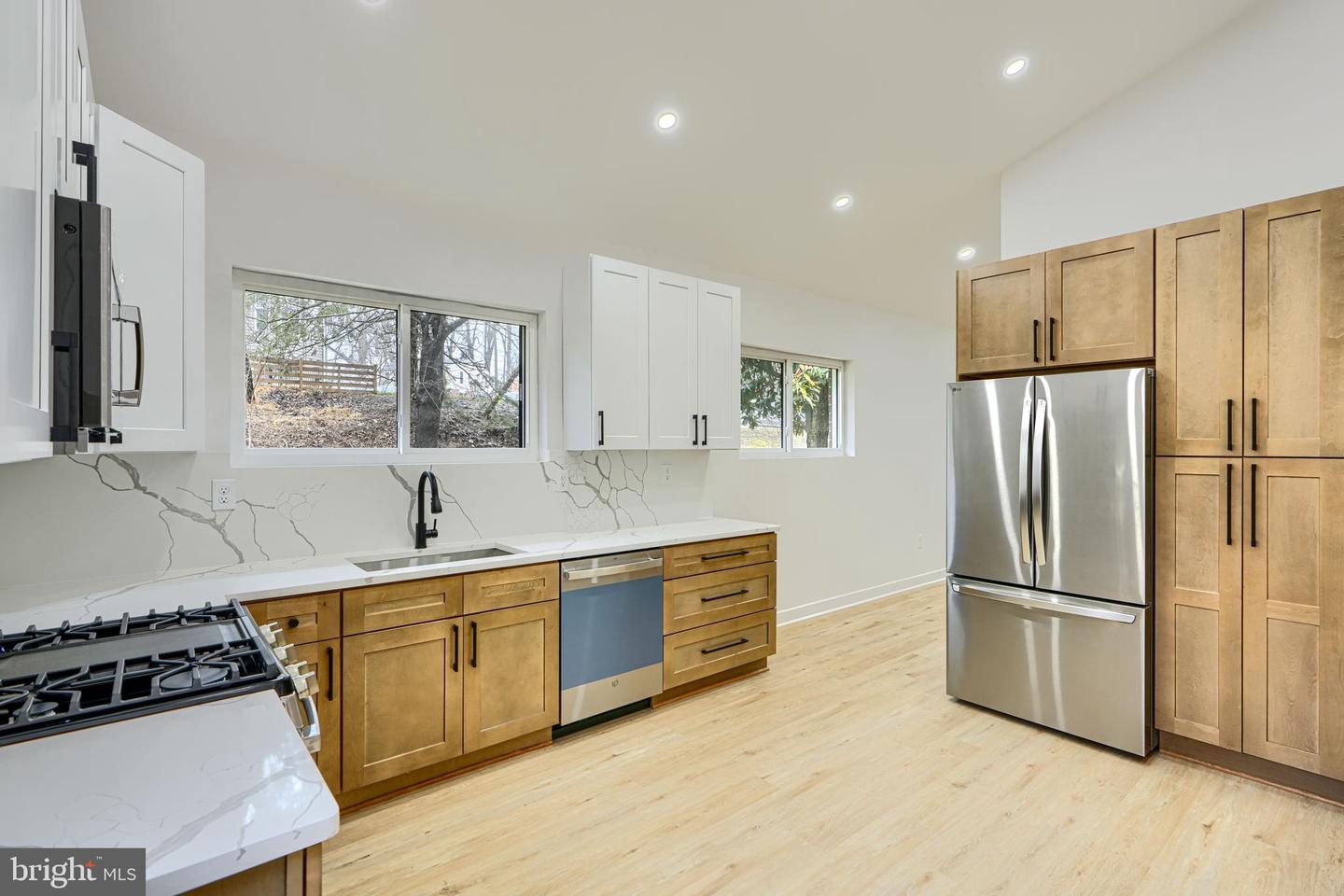 2802 Steele Rd Property Photo 6
