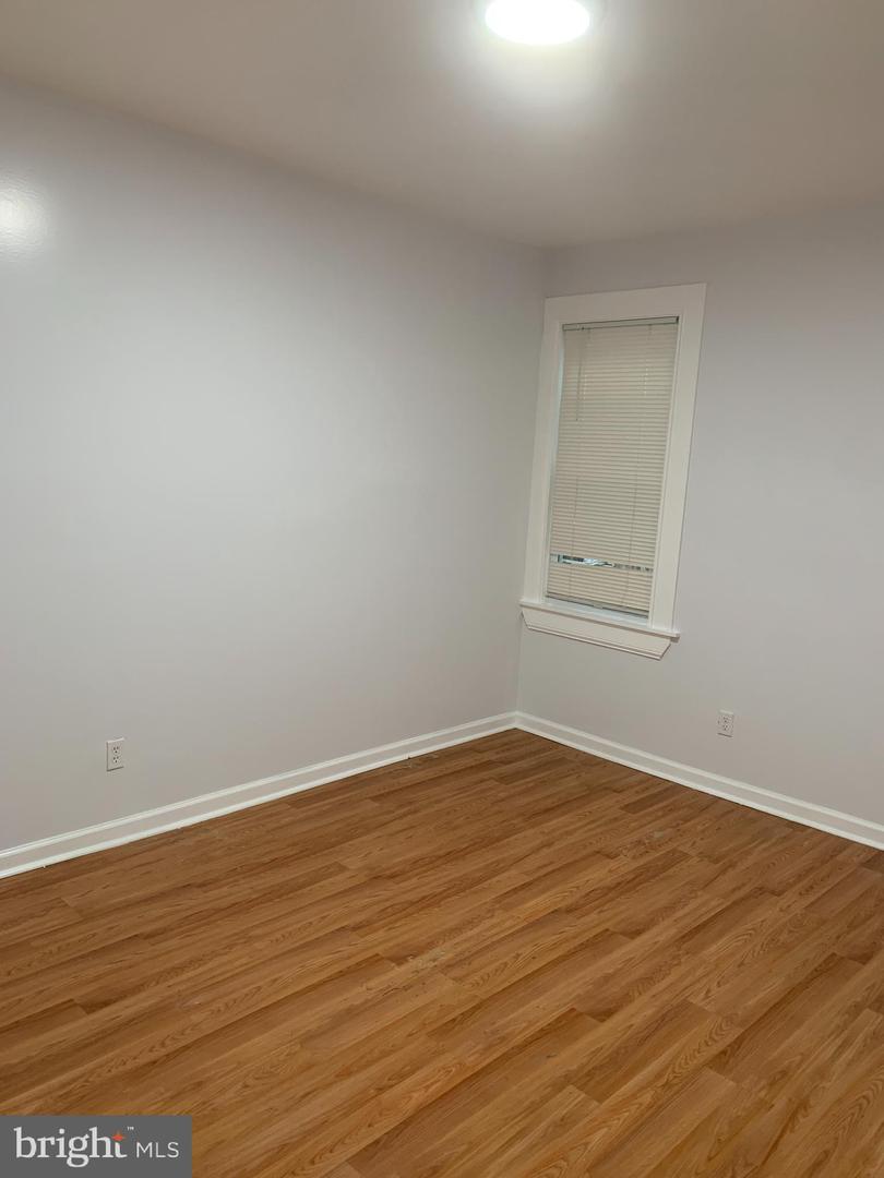 1625 N Milton Ave Property Photo 16