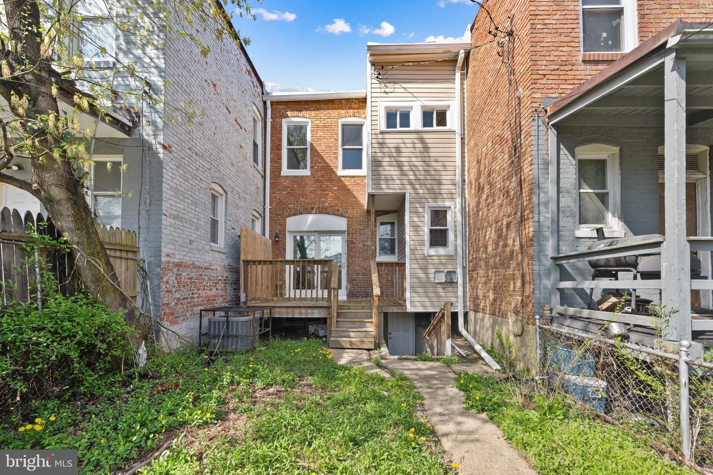 665 Dumbarton Ave Property Photo 33