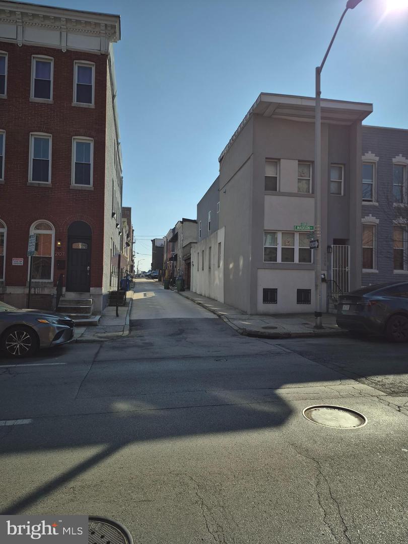 707 N Duncan St Property Photo 23