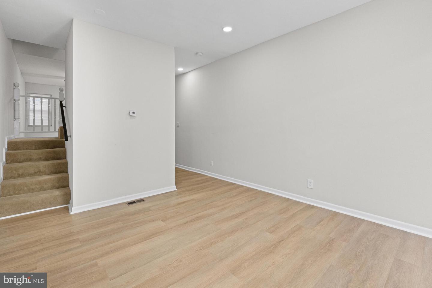 2828 Woodbrook Ave Property Photo 14