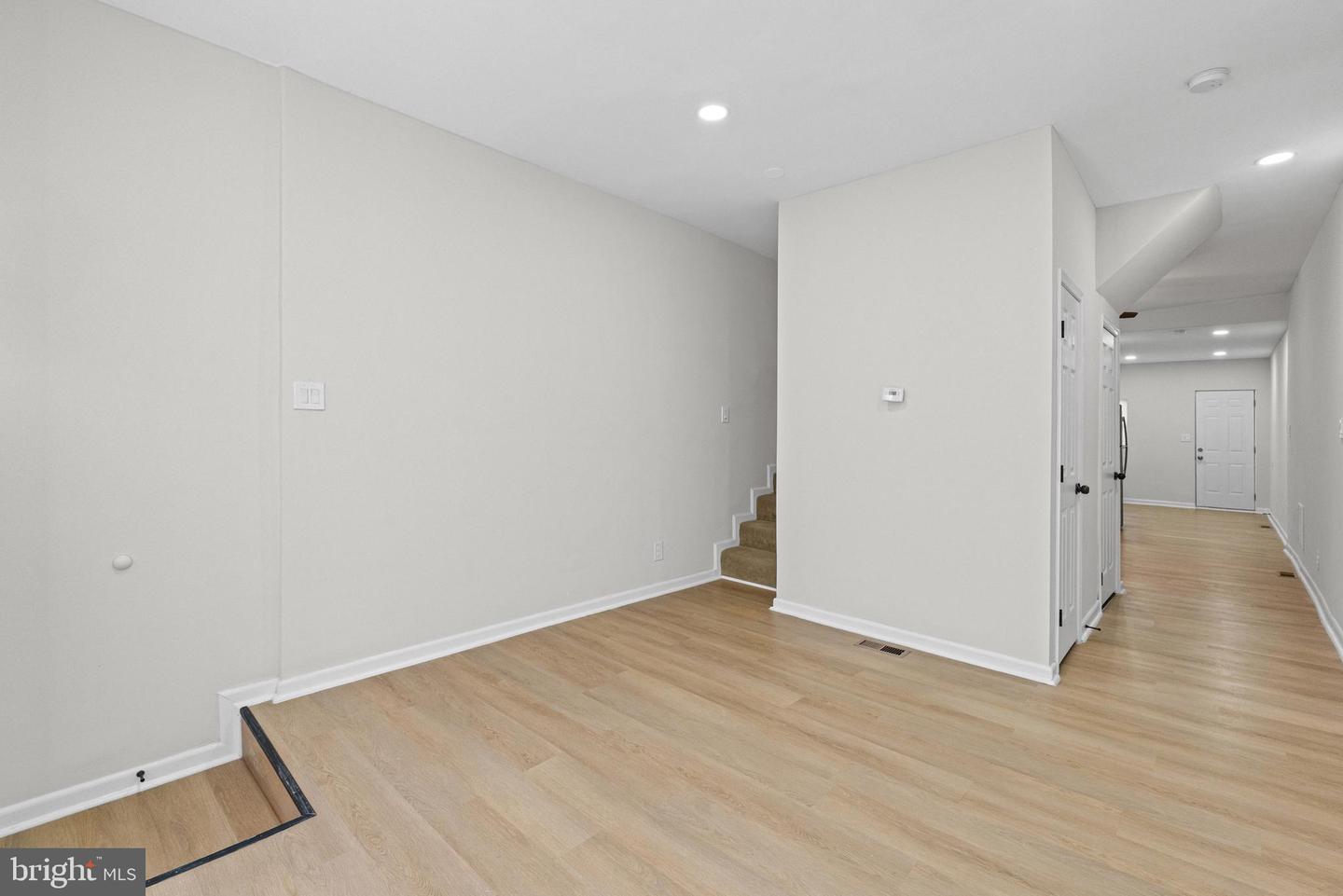 2828 Woodbrook Ave Property Photo 15