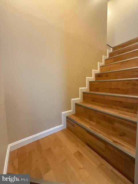 2014 Etting St Property Photo 4