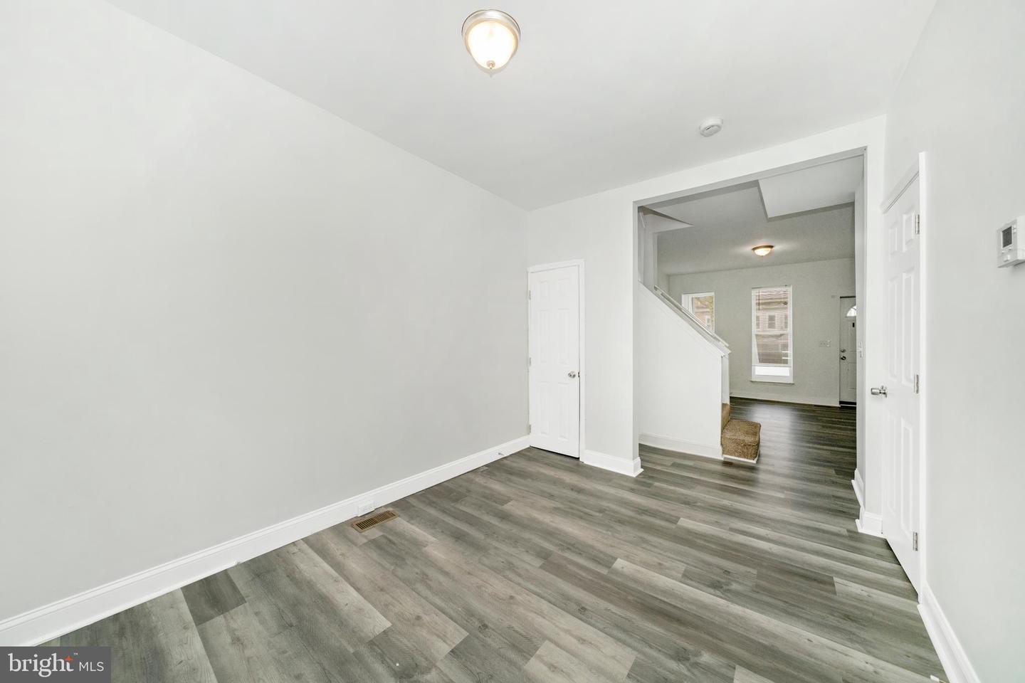 1723 Ashburton St Property Photo 9