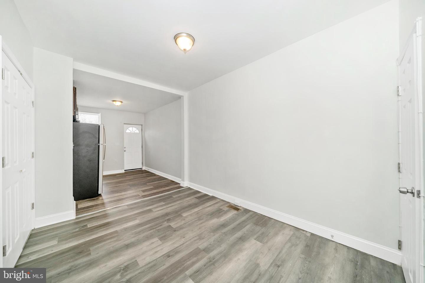 1723 Ashburton St Property Photo 11