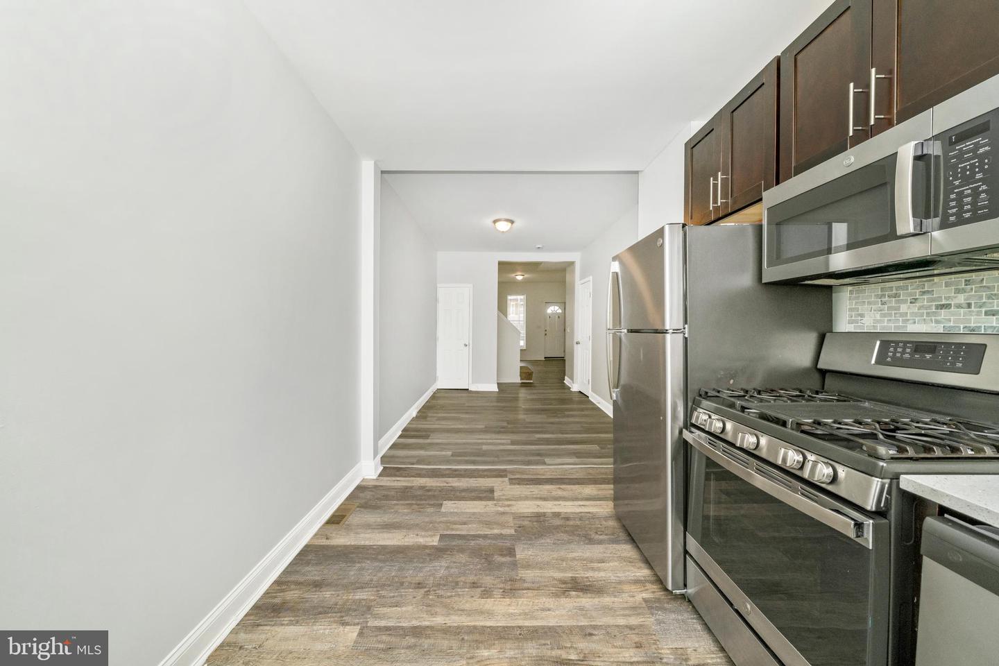1723 Ashburton St Property Photo 17