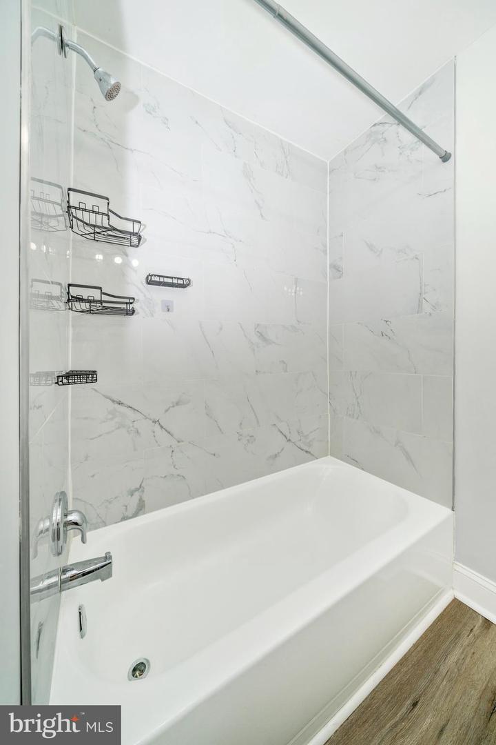 1723 Ashburton St Property Photo 25