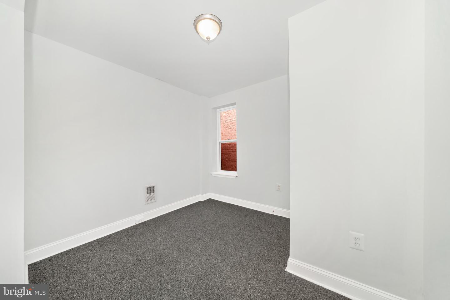 1723 Ashburton St Property Photo 30