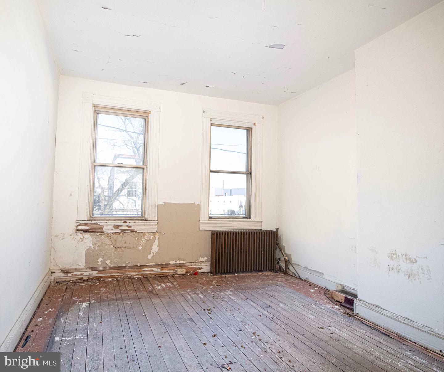 1631 Ceddox Property Photo 8
