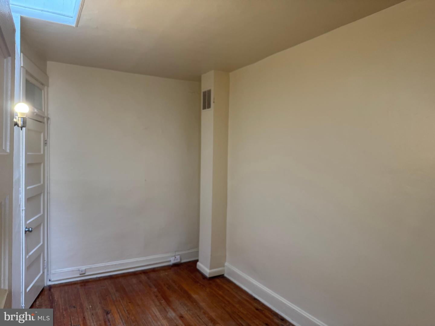 1638 Darley Ave Property Photo 11