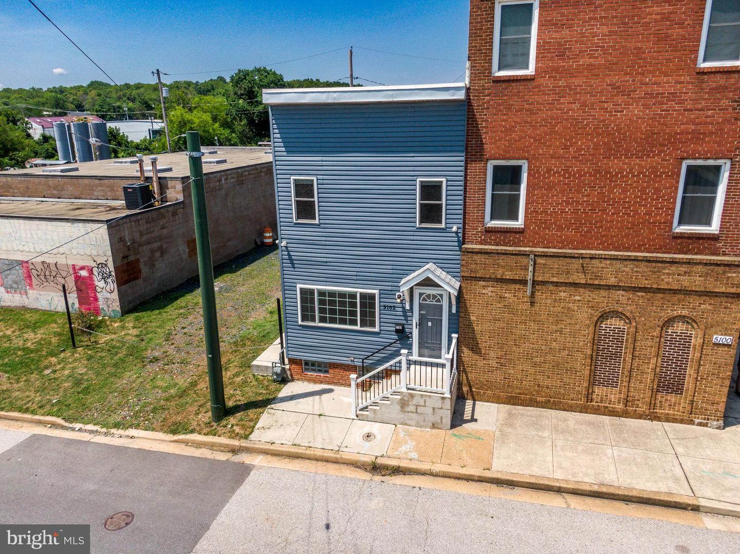5102 Curtis Property Photo 9