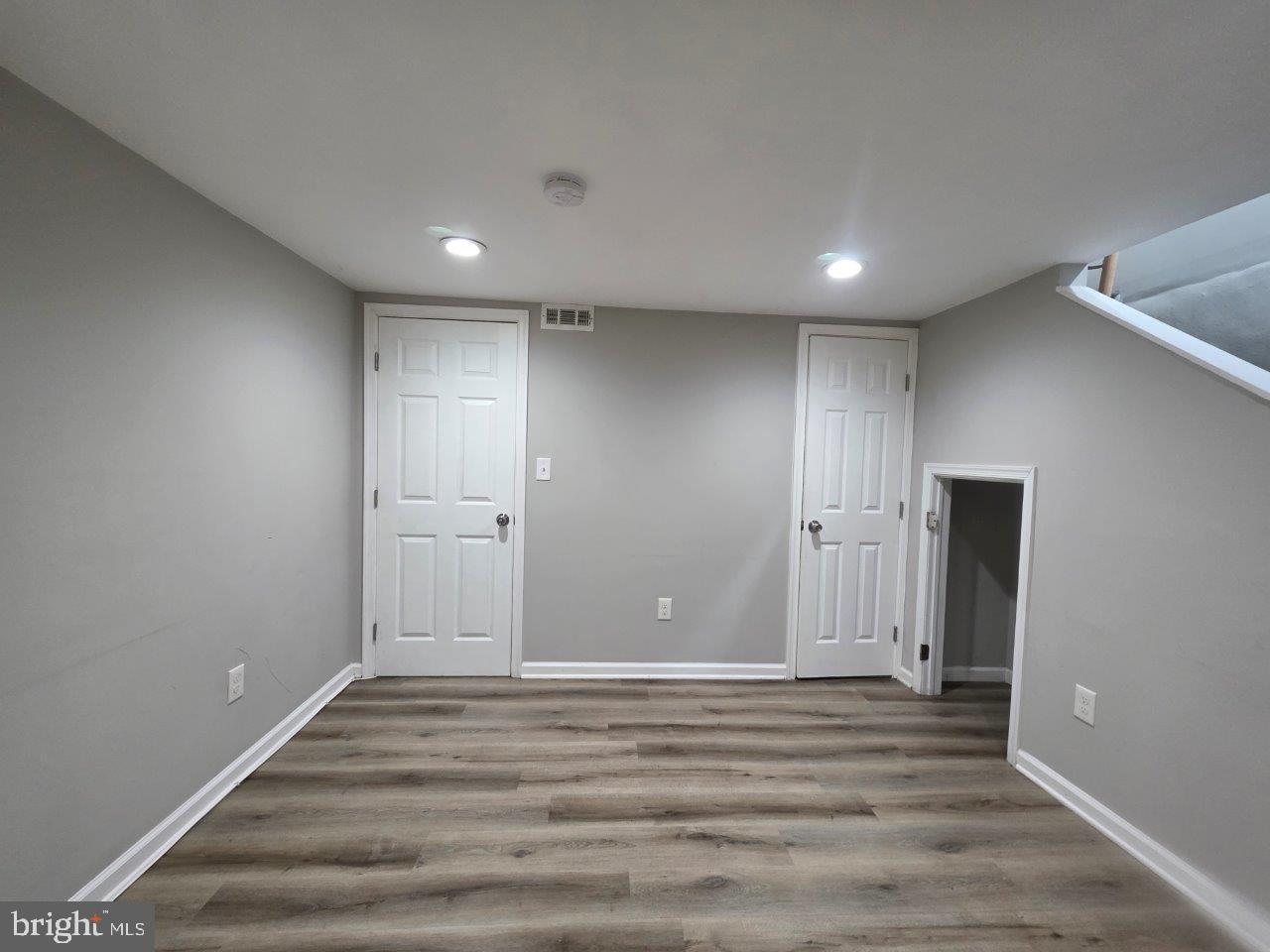 3343 Elmora Ave Property Photo 17