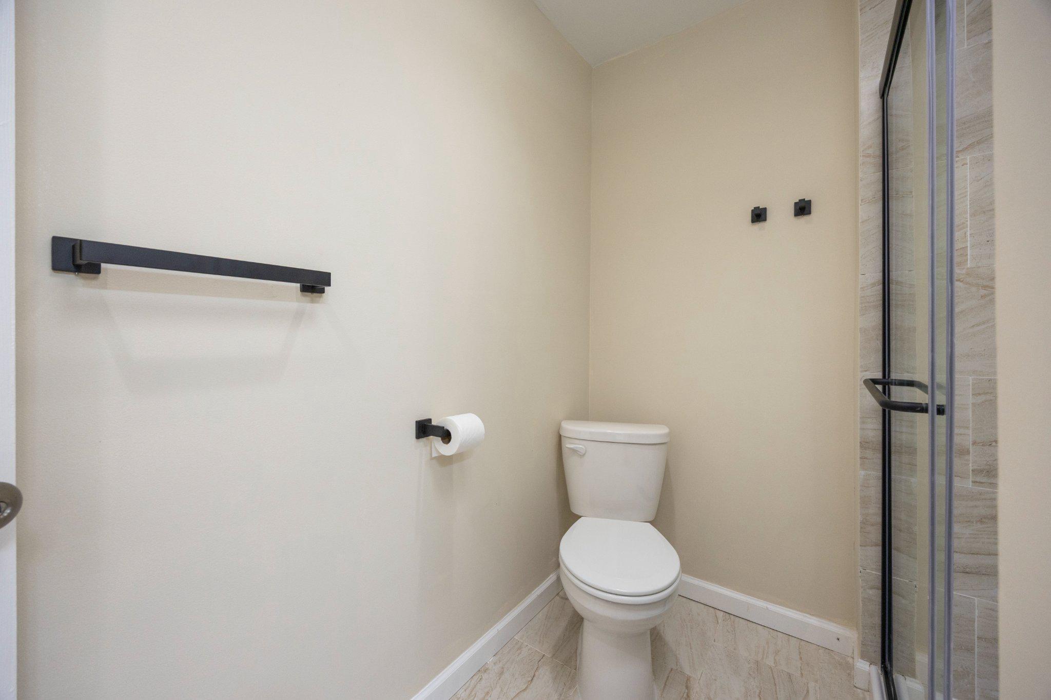 3920 Mount Pleasant Ave Property Photo 19