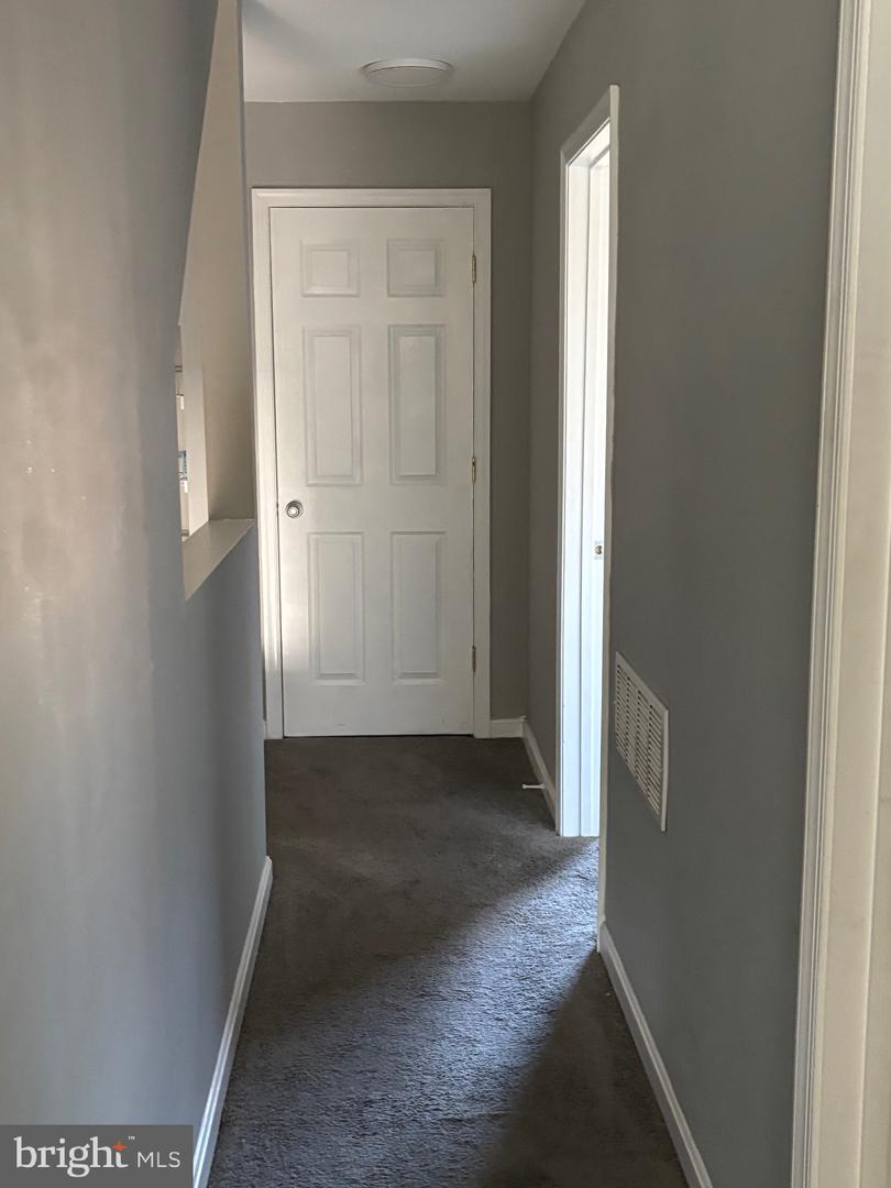 1612 W Lexington St Property Photo 18
