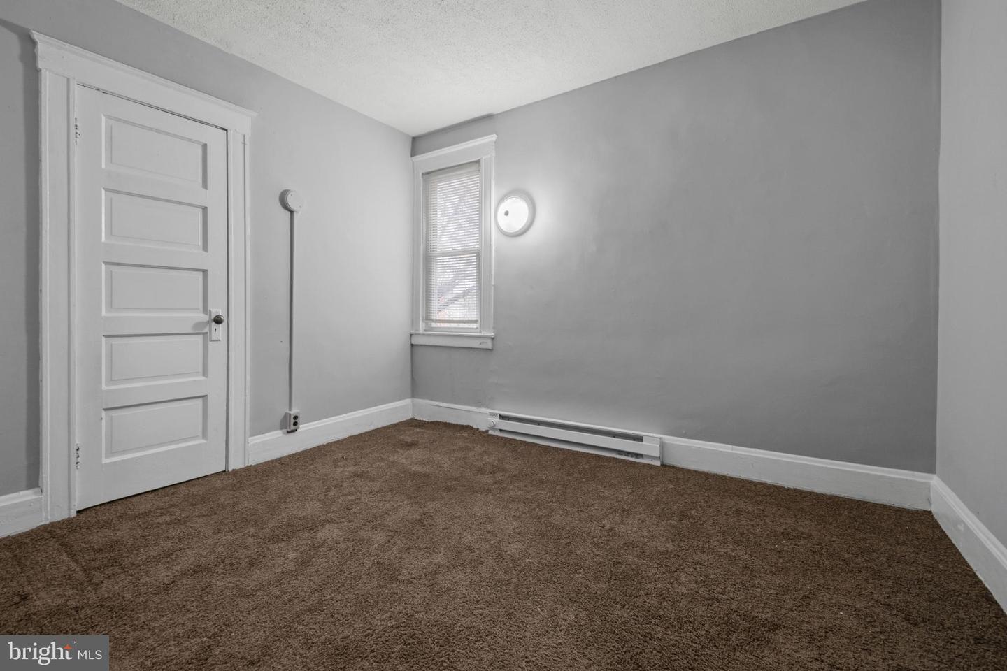2130 Aiken St Property Photo 18
