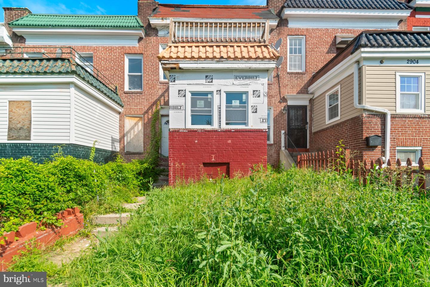 2906 Violet Ave Property Photo 1