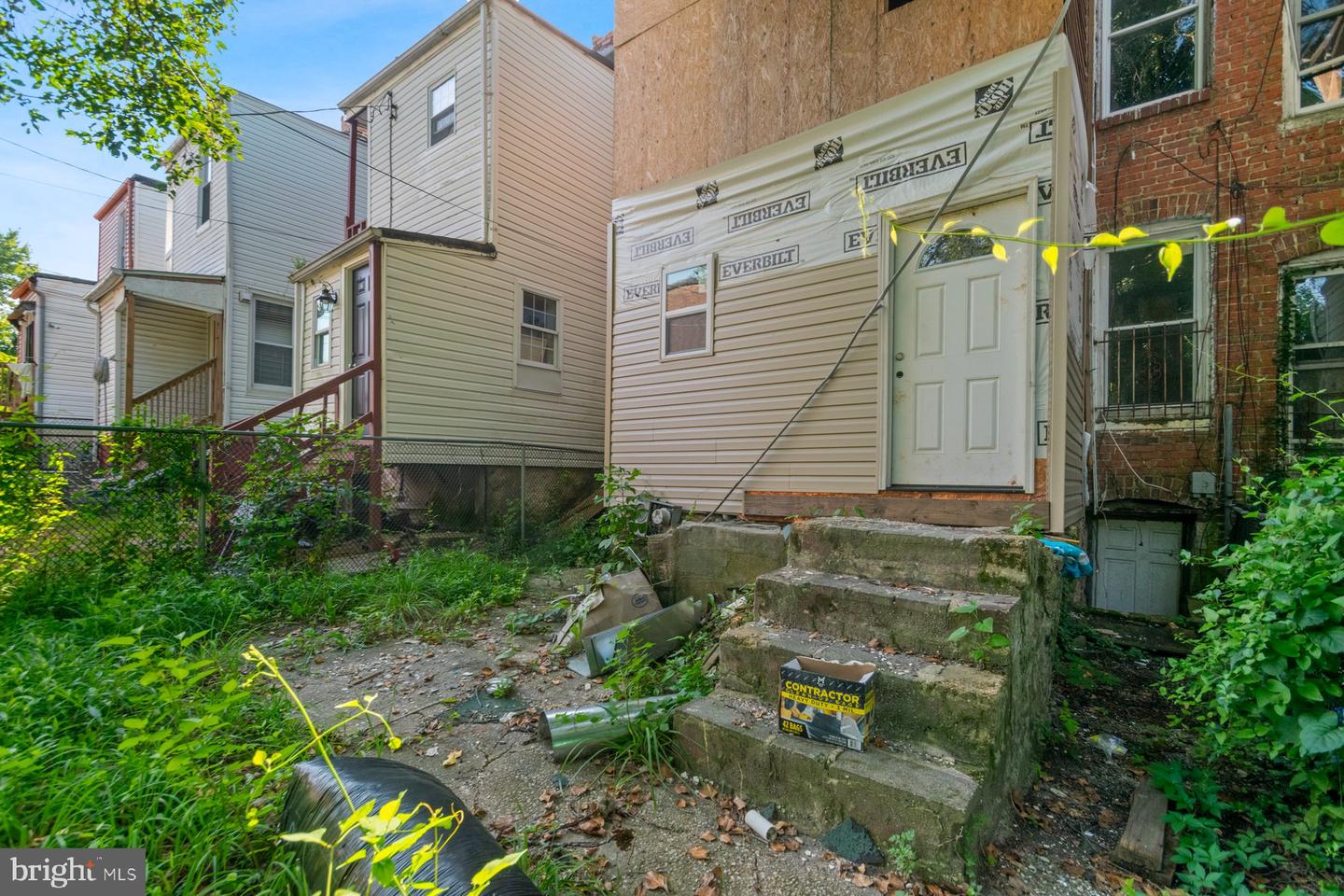 2906 Violet Ave Property Photo 27