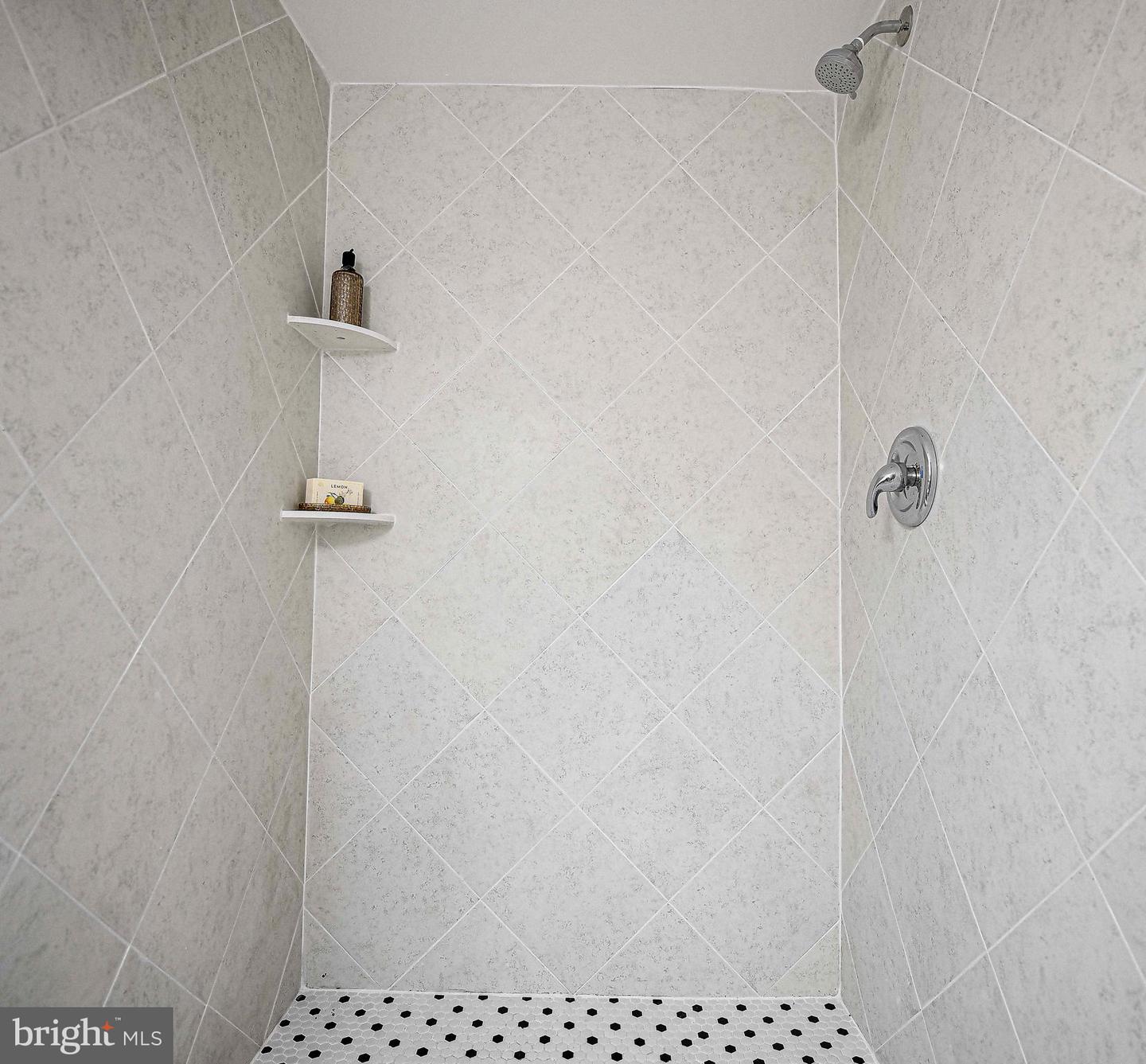 2238 Prentiss Pl Property Photo 22