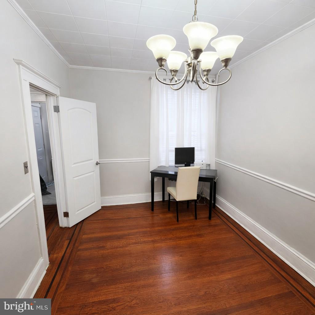 658 Dumbarton Ave Property Photo 8