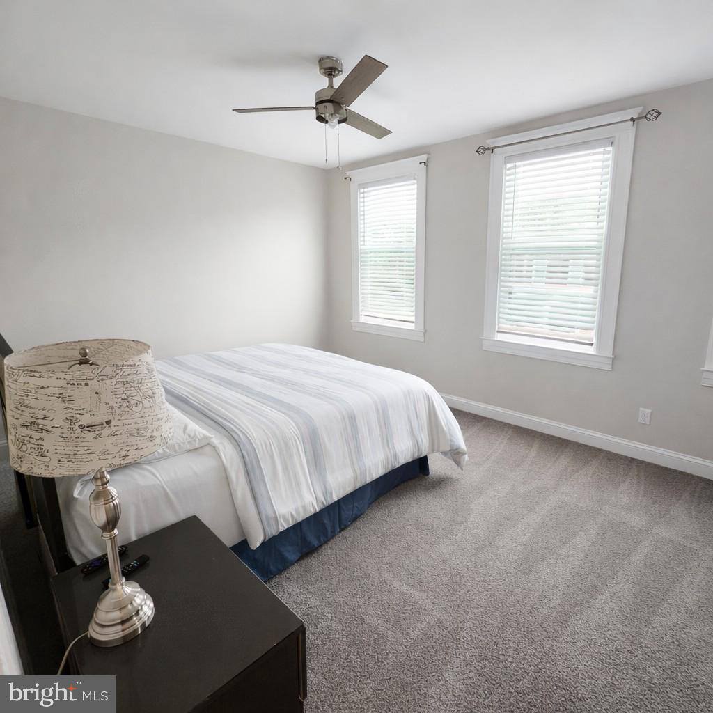 658 Dumbarton Ave Property Photo 14