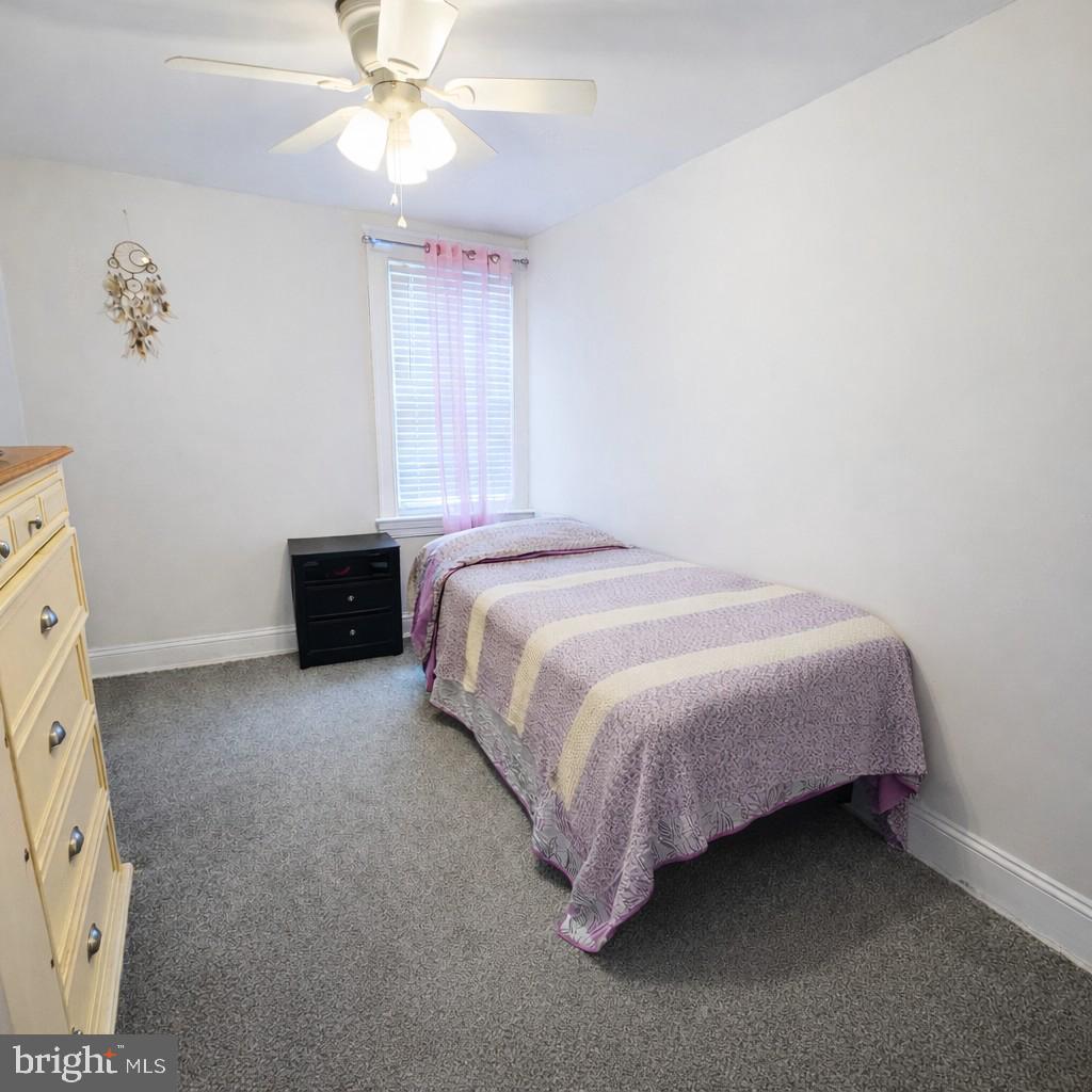 658 Dumbarton Ave Property Photo 19