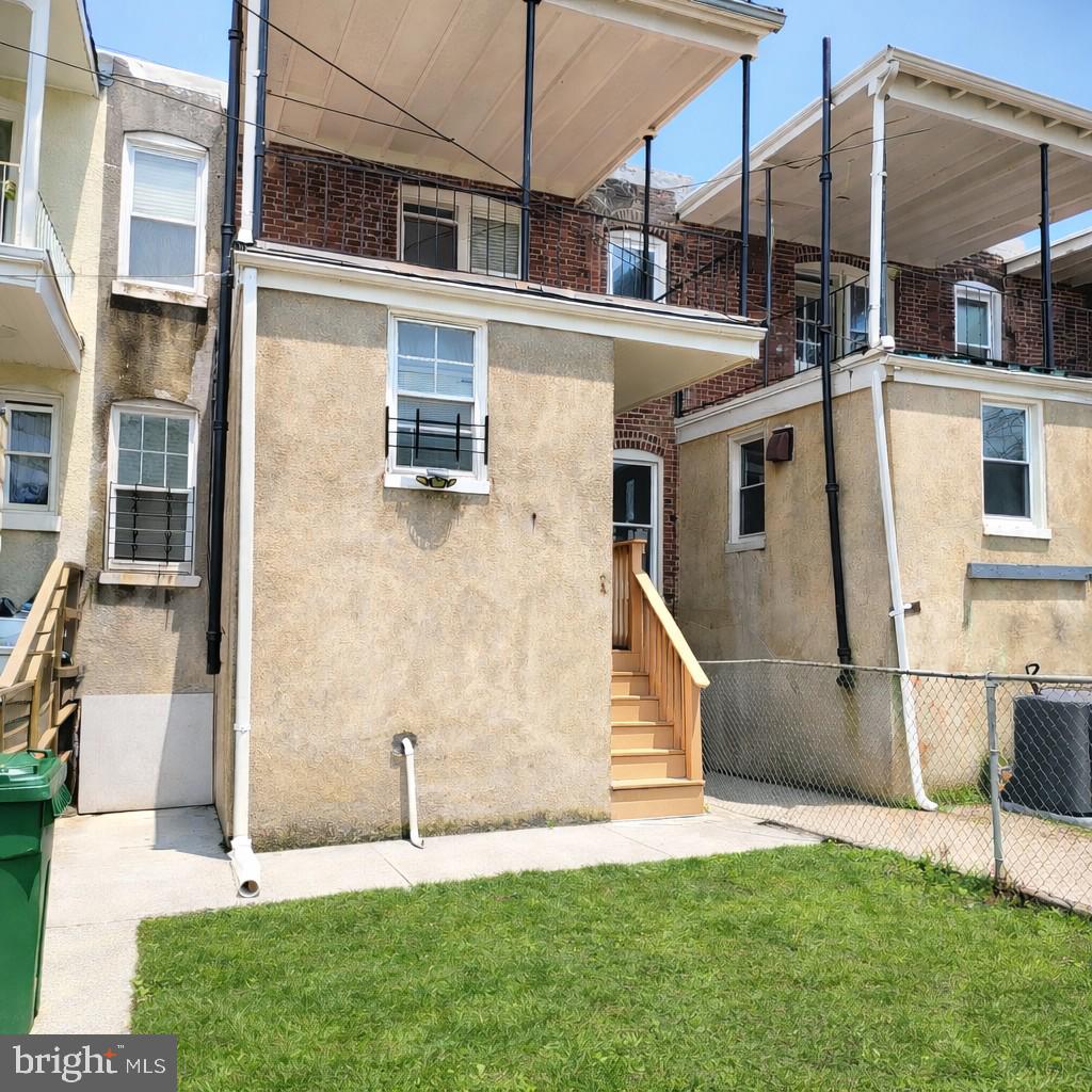 658 Dumbarton Ave Property Photo 23