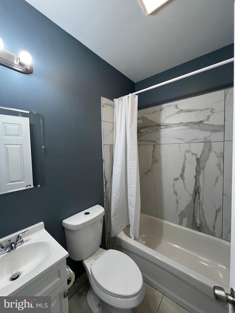 2020 Mcculloh St #2 Property Photo 6