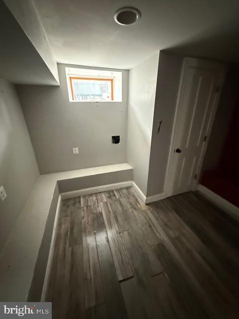 216 S Clinton St Property Photo 23