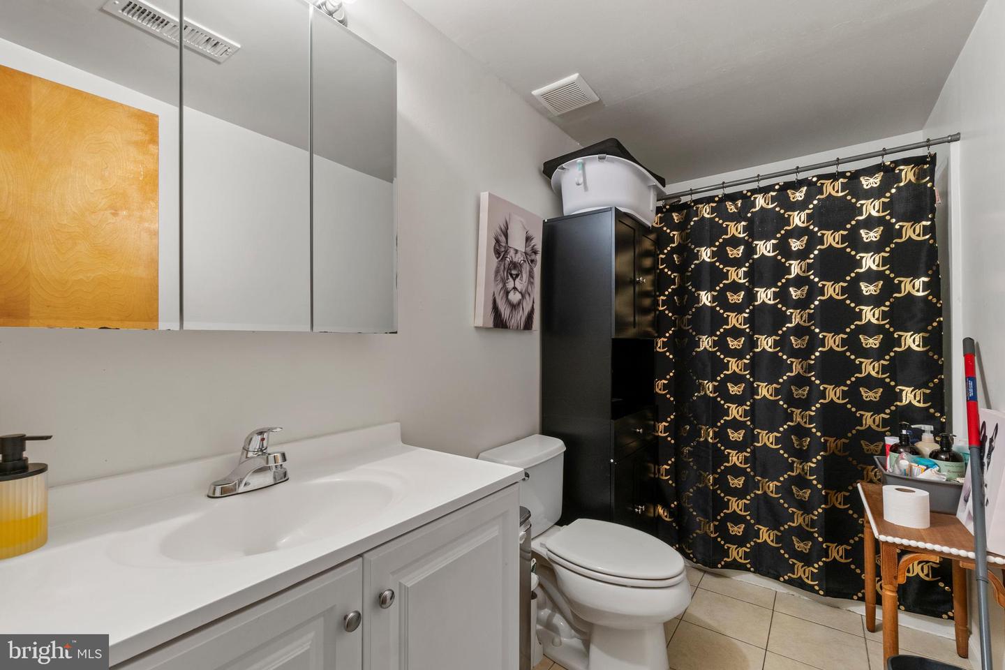 3344 E Baltimore St Property Photo 28