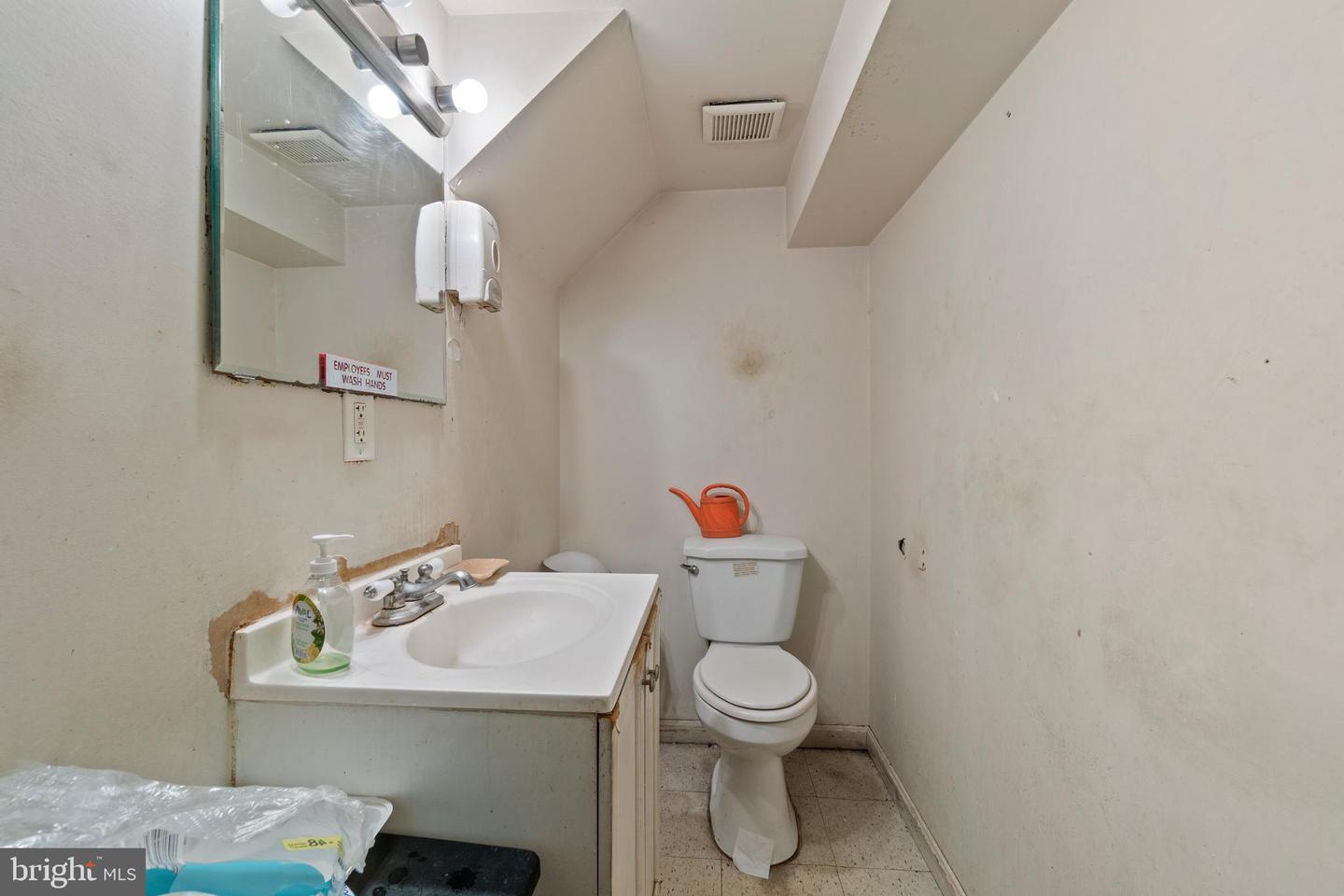 3344 E Baltimore St Property Photo 37