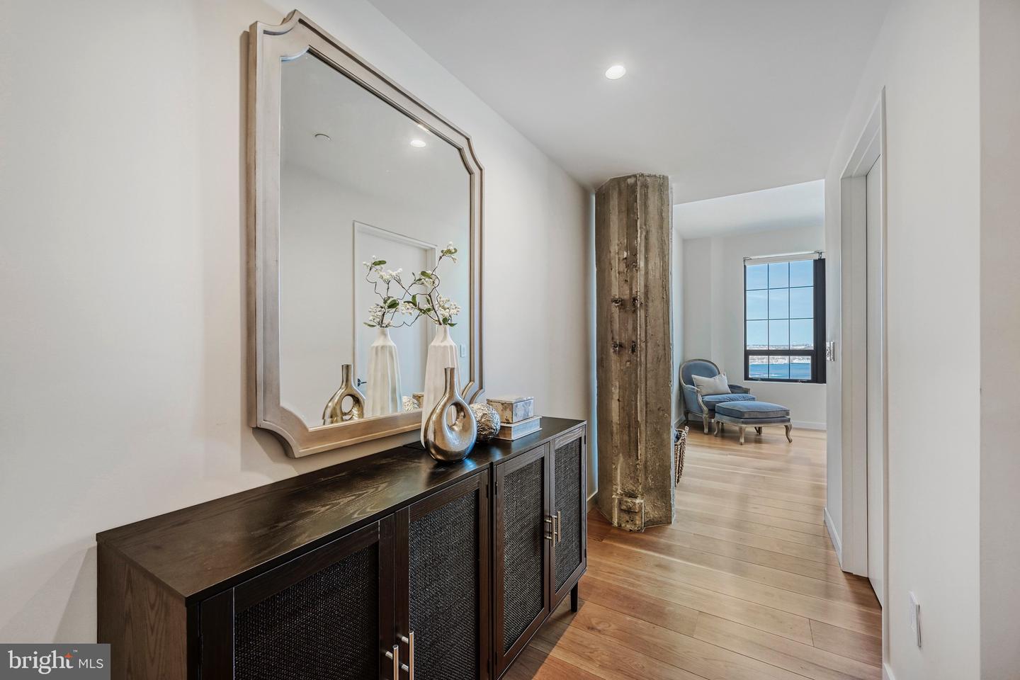 1200 Steuart St #1811 Property Photo 19